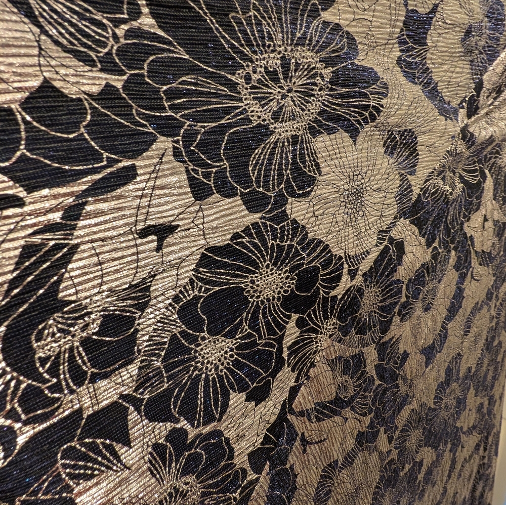 Beautiful Betsy & Adam Dress Refined florals and metallic shine Women's Size 10 - Picture 7 of 9